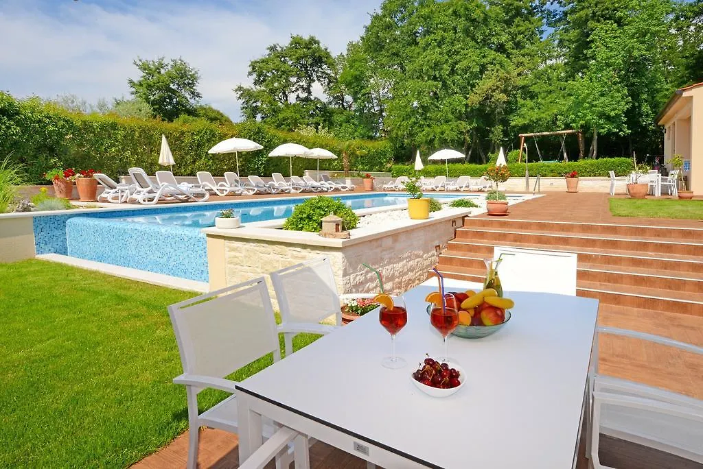Apartments Tena Porec