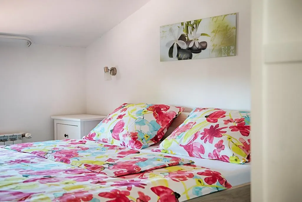 Apartments Tena Porec
